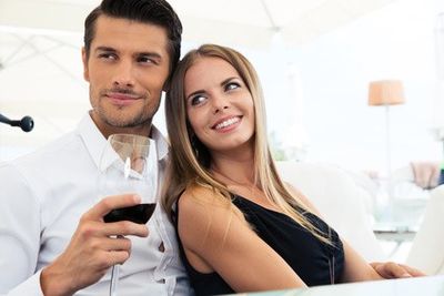 Attraktiven Mann finden | erstklassige DATINGTIPPS